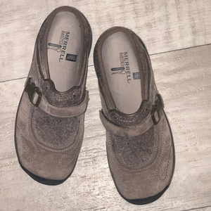 Merrell‎ clogs
